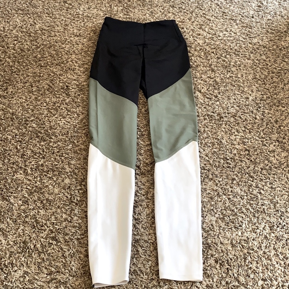 Leggings Size S/M Onzie